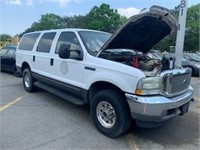 03 Ford Excursion   WH 8 cyl  4X4; Started with