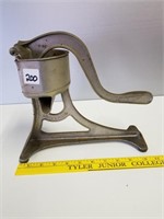 Antique Universal Cast Aluminum Hand Press Juicer