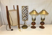 2 Hurricane Candle Holders & 2 Vintage Lamps