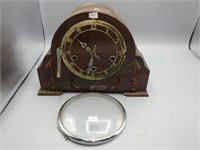 Vtg Smiths English Walnut Mantle Clock