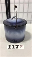 VINTAGE ENAMELWARE POT WITH LID AND HANDLE