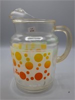 VTG 64 oz glass pitcher yellow/orange ombre dots