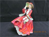 ROYAL DOULTON FIGURINE - TOP OF THE HILL