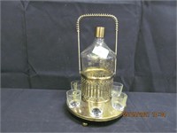 8 PIECES DECANTER AND SHOT GLASS SET