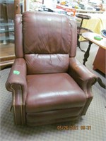 LEATHER SURFACE LAZYBOY BROWN RECLINER