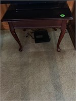 CHERRY END TABLE