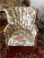 NICE FLORAL CHAIR