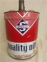 Skelly 5 gal oil can