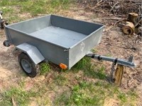 4' x 3 1/2' trailer w/lights (no dump)