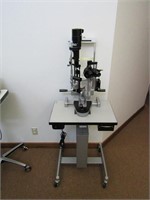 Haag-Streit Bern 900 micro scope.