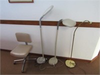 Chair, 3 floor lamps.