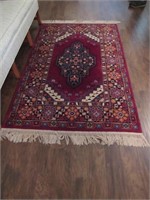 2 small rugs & small glass top table