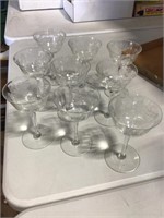 9 stemware wine glasses 3 are not clipped on ring