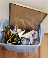 Estate Lot: tote of misc items