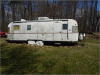 1976 ARGOSY 28 PULL BEHIND CAMPER