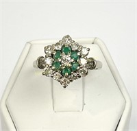 VINTAGE 18K WHITE GOLD EMERALD AND DIAMOND RING