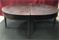 1840’s Oval cherry Dining table, oversized skirt