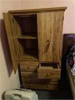 Cabinet w/2 doors and 4 drawers