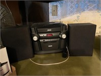 RCA 3 cd System w/speakers
