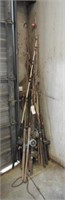 Lot #4068 - Large lot of vintage fishing rods