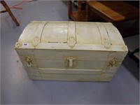Antiqued White Trunk