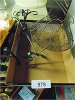 Cup Holders & Wire Egg Basket
