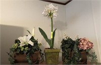 GROUP OF ARTIFICIAL PLANTS, FLOWERS, MISC