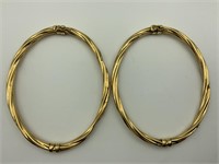 Lot of two 750 yellow gold hinged bracelets