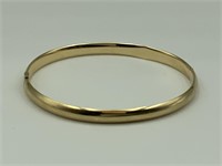 14K yellow gold hinged bracelet