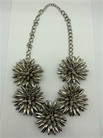 Unmarked fabulous large floral Mum’s necklace