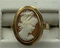 Unmarked yellow gold cameo ring