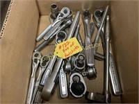 BOX LOT OF ASSORTED RATCHETS