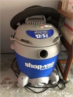 Shop Vac with Hose + Accesories