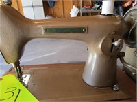 New Home Electric Sewing Machine w/ Case