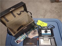 Polaroid Automatic 210 Land Camera w/ Carry Case