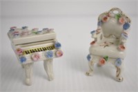 MINIATURE PIANO TRINKET BOX AND CHAIR 2" TALL