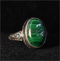 STERLING SILVER RING - MALACHITE 7.6 CARATS-SIZE 7