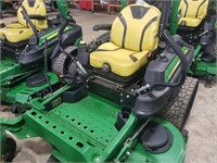 JD Z960M Zero Turn Mower