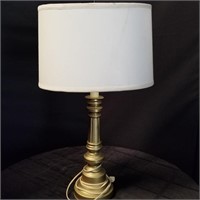 Table lamp with oval shade