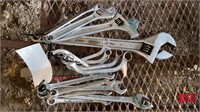 Crescent wrench set