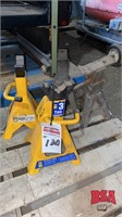 4 – Safety Stands, 2 Are 3 Ton