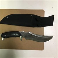 Stainless steel knife with sheath