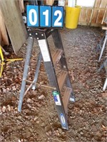 4ft werner fiberglass ladder