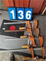 lot of wood clamps