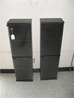 2 CD/DVD CABINETS