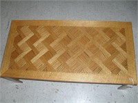 OAK COFFEE TABLE