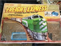 Freight express HO scale electric train set