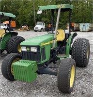 John Deere 5205 SyncReverse Tractor, 2850 Hours,