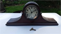 Vintage Mantel Clock w/ Key- S2