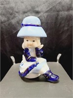 Vintage Porcelain Girl Figurine  Sitting